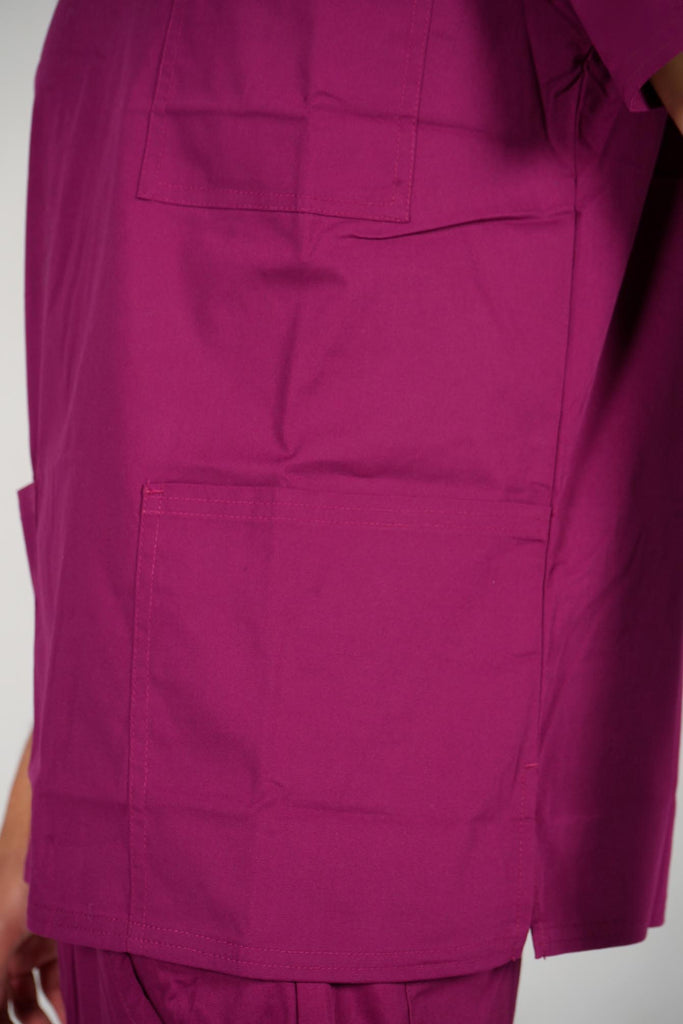 Men's 3-Pocket Scrub Top in Wine closeup on top and side pockets