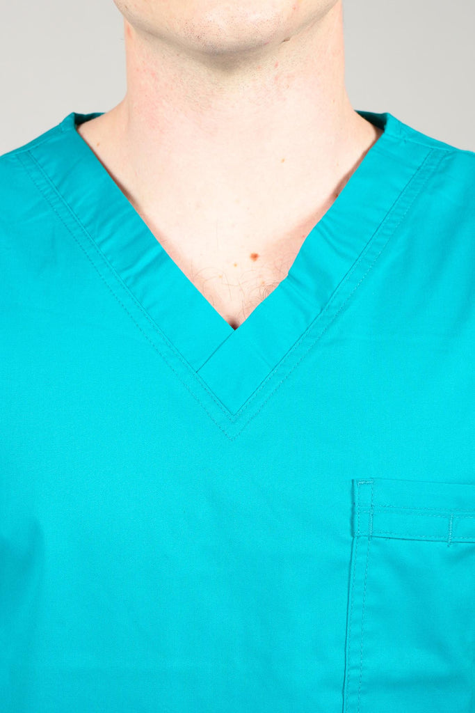Men's 4-Pocket Scrub Top in Teal closeup on neckline